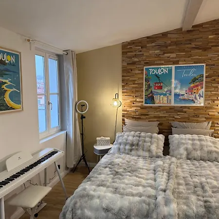 Appartement Secrète 6ème Sens ,sauna, Terrasse, Climatisation, Centre Toulon